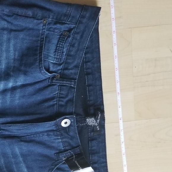 Sz 14 Ashley Stewart Indigo Distressed Jean - Picture 7 of 13